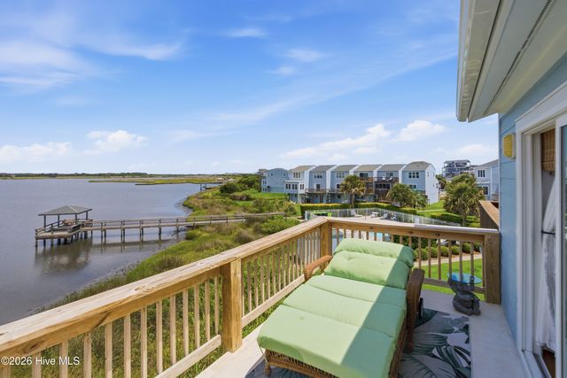 35 Bermuda Landing Place, Sneads Ferry, NC 28460