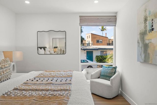 3920 Riviera Dr A, San Diego, CA 92109