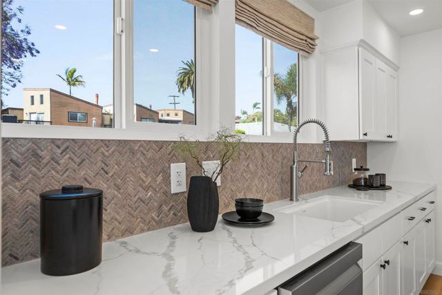 3920 Riviera Dr A, San Diego, CA 92109