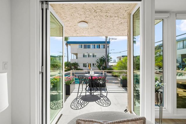 3920 Riviera Dr A, San Diego, CA 92109