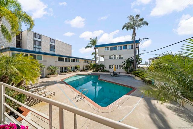 3920 Riviera Dr A, San Diego, CA 92109