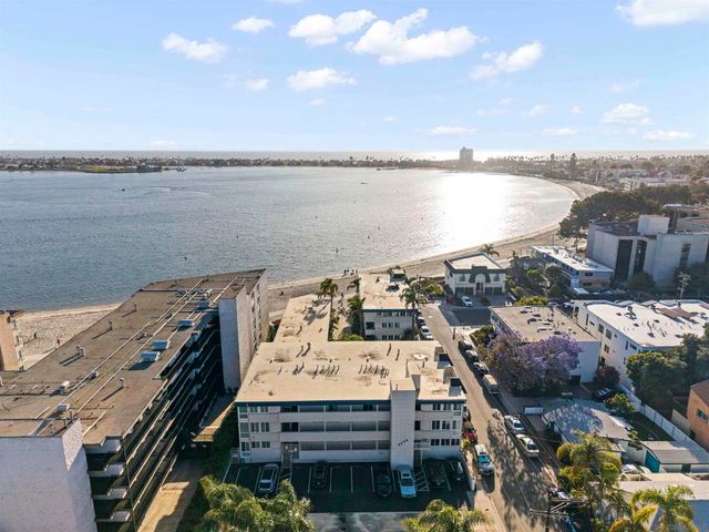 3920 Riviera Dr A, San Diego, CA 92109