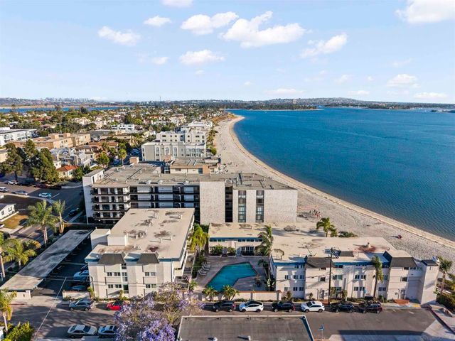 3920 Riviera Dr A, San Diego, CA 92109