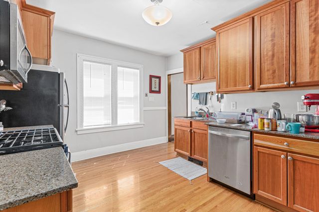 422 Pierce Street N, Saint Paul, MN 55104