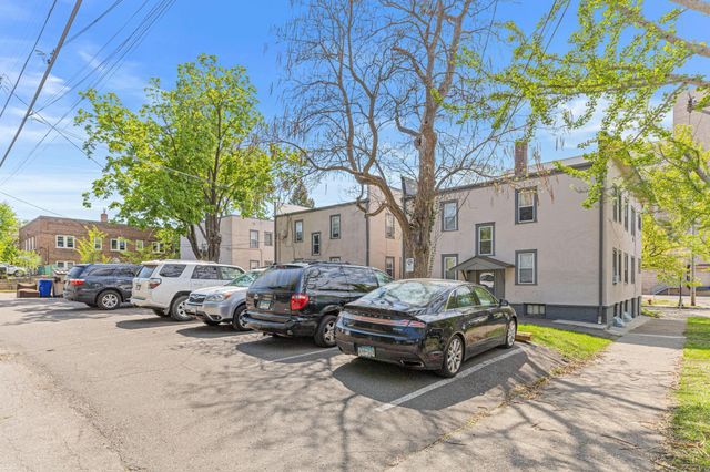 422 Pierce Street N, Saint Paul, MN 55104