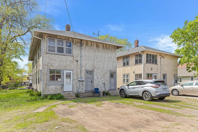 422 Pierce Street N, Saint Paul, MN 55104