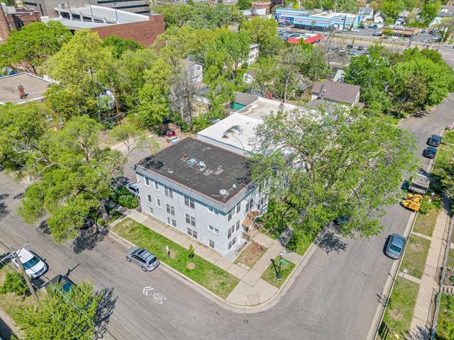 422 Pierce Street N, Saint Paul, MN 55104