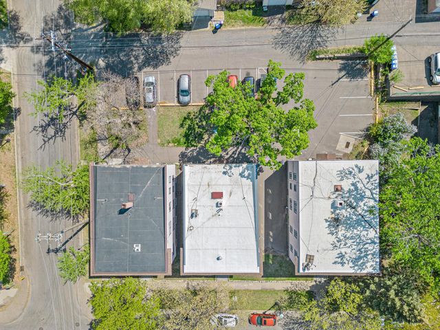 422 Pierce Street N, Saint Paul, MN 55104