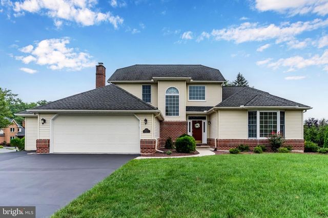 4005 PAMAY DR, Mechanicsburg, PA 17050