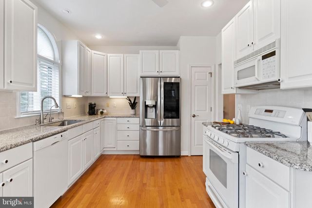 4005 PAMAY DR, Mechanicsburg, PA 17050