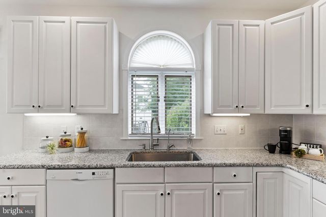 4005 PAMAY DR, Mechanicsburg, PA 17050