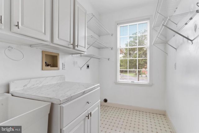 4005 PAMAY DR, Mechanicsburg, PA 17050