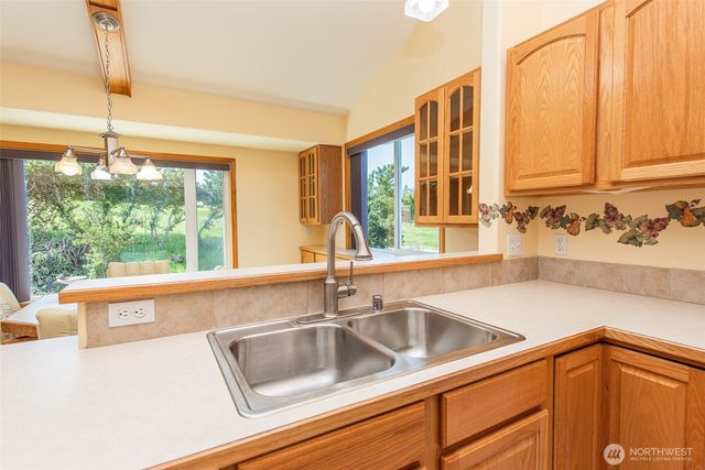 315 Dungeness Greens Way, Sequim, WA 98382