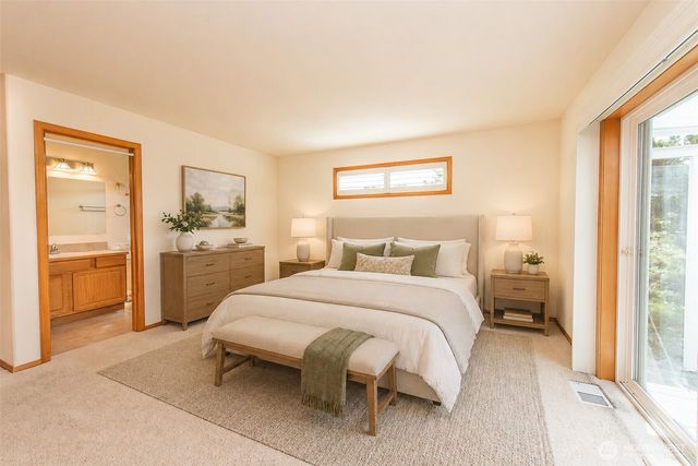 315 Dungeness Greens Way, Sequim, WA 98382
