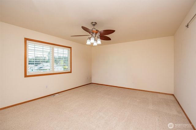 315 Dungeness Greens Way, Sequim, WA 98382