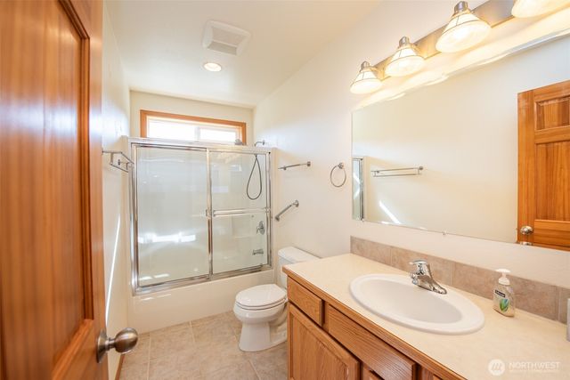315 Dungeness Greens Way, Sequim, WA 98382