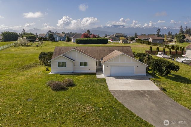 315 Dungeness Greens Way, Sequim, WA 98382