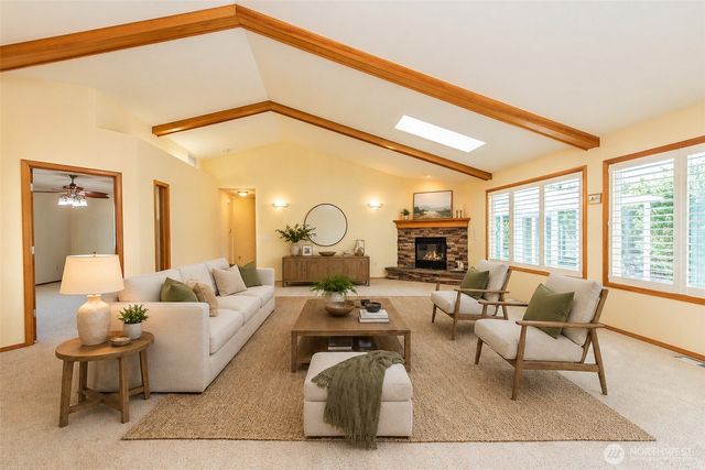 315 Dungeness Greens Way, Sequim, WA 98382