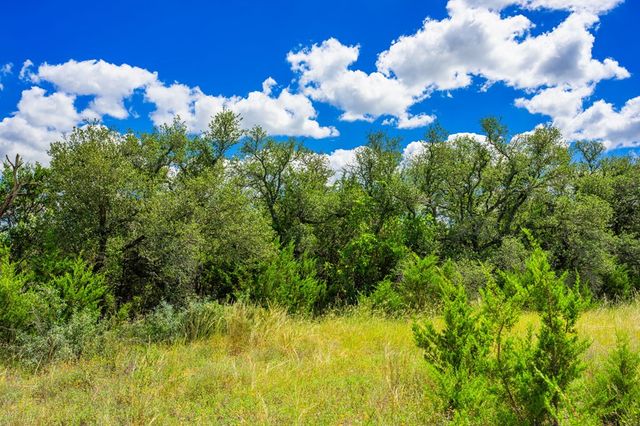 1282 Balcones Dr, Fredericksburg, TX 78624