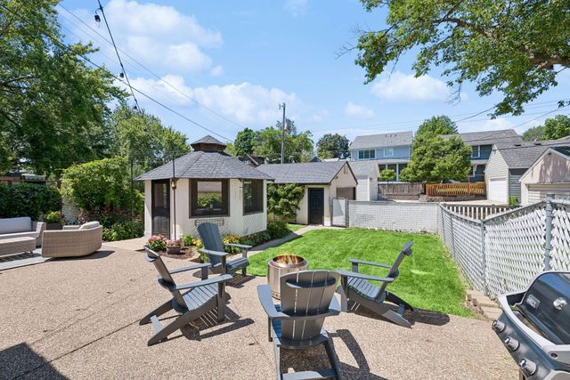 5232 Chowen Avenue S, Minneapolis, MN 55410