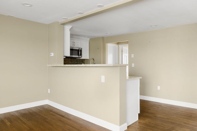 11 Dorchester St 7, Quincy, MA 02171