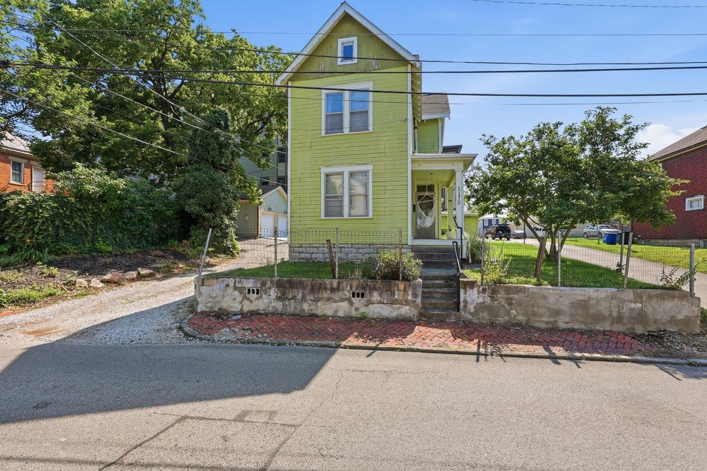 1172 Say Avenue, Columbus, OH 43201