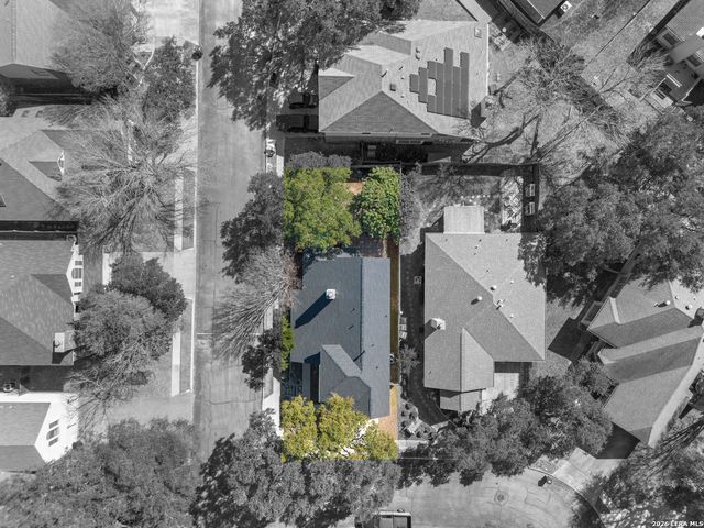 8814 Lost Arbor Cir, San Antonio, TX 78240