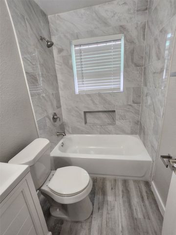 2304 Macon Street, Dallas, TX 75215