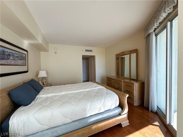 2747 Paradise Road 1706, Las Vegas, NV 89109