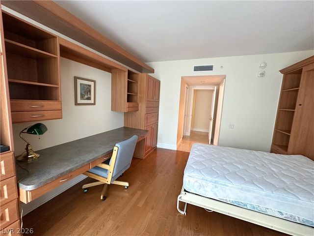 2747 Paradise Road 1706, Las Vegas, NV 89109