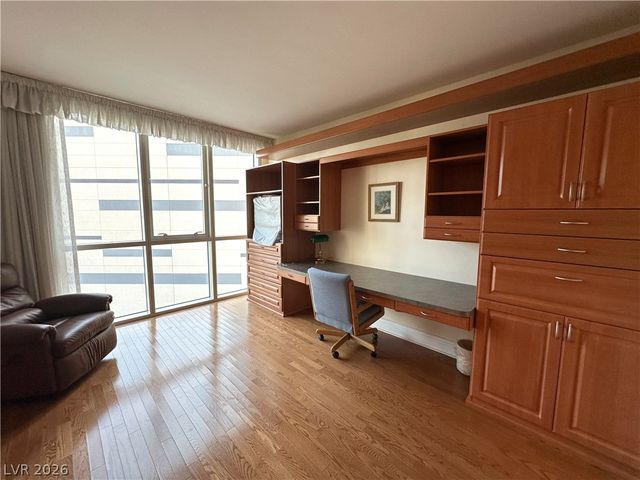 2747 Paradise Road 1706, Las Vegas, NV 89109