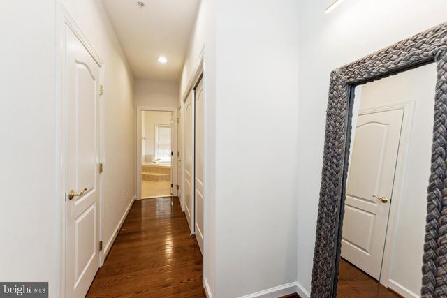 7489 CARRIAGE HILLS DR, Mclean, VA 22102