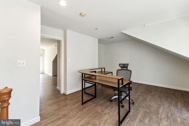7489 CARRIAGE HILLS DR, Mclean, VA 22102