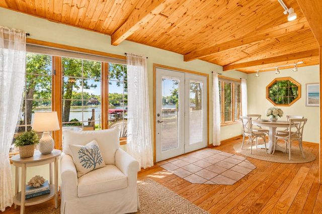 6518 Heidelberg CIRCLE, Waterford, WI 53185