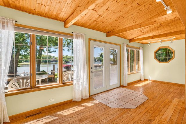 6518 Heidelberg CIRCLE, Waterford, WI 53185