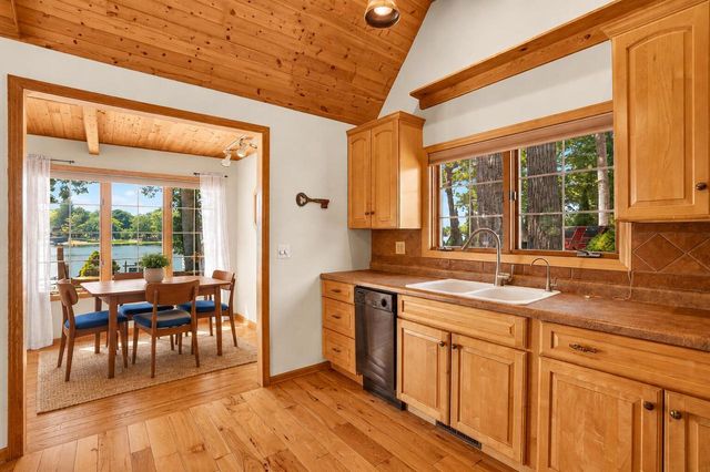 6518 Heidelberg CIRCLE, Waterford, WI 53185
