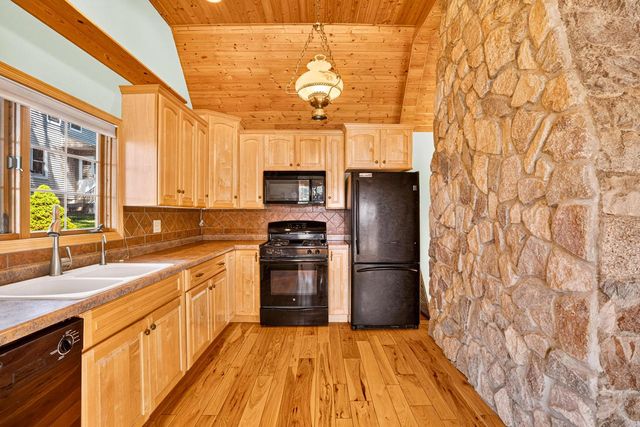 6518 Heidelberg CIRCLE, Waterford, WI 53185