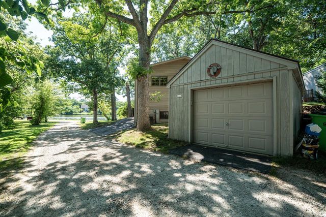 6518 Heidelberg CIRCLE, Waterford, WI 53185