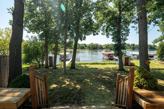 6518 Heidelberg CIRCLE, Waterford, WI 53185