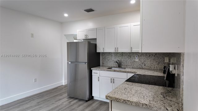 314 SW 10th Ave 1, Miami, FL 33130