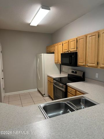 3750 SILVER BLUFF Boulevard 408, Orange Park, FL 32065