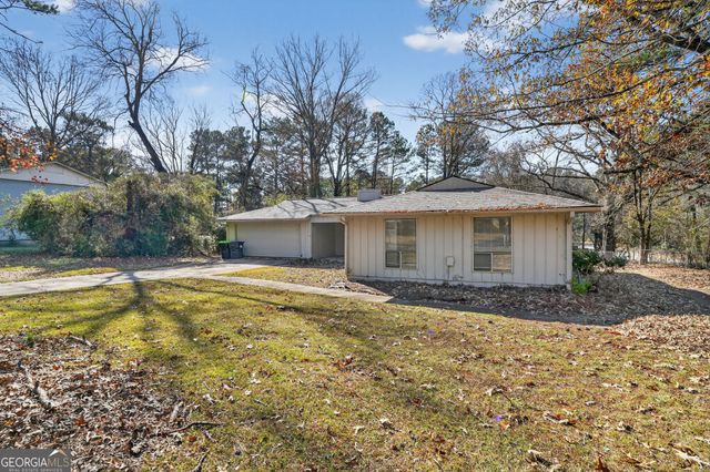 80 Triple Crown Lane, Ellenwood, GA 30294