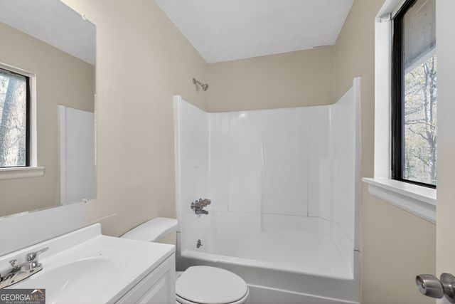 80 Triple Crown Lane, Ellenwood, GA 30294