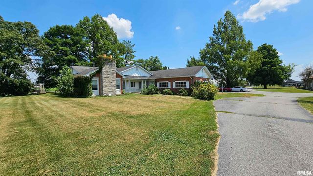 1807 E MAIN Street, Marion, IL 62959