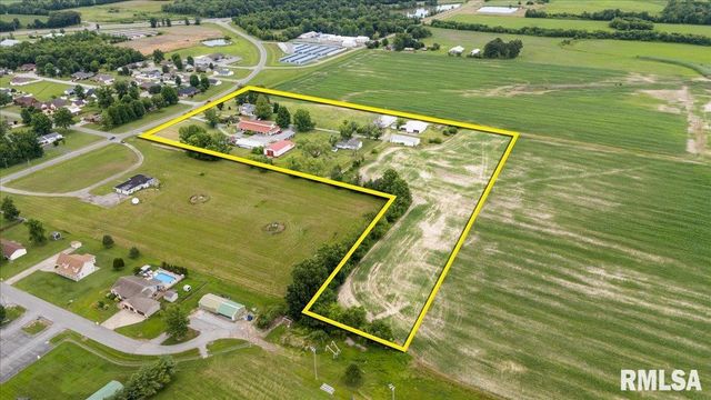 1807 E MAIN Street, Marion, IL 62959