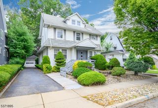 390 South Pkwy, Clifton City, NJ 07014