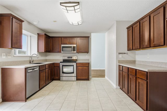 2060 Briarcliff Road, Lewisville, TX 75067