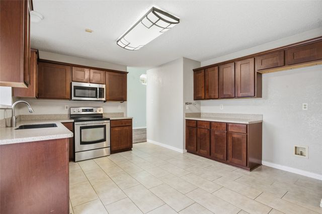 2060 Briarcliff Road, Lewisville, TX 75067