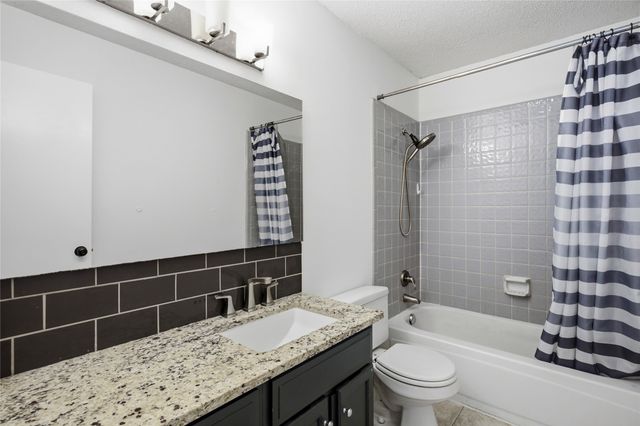 2060 Briarcliff Road, Lewisville, TX 75067