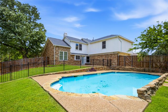 2060 Briarcliff Road, Lewisville, TX 75067